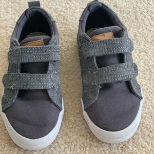 Velcro sneakers